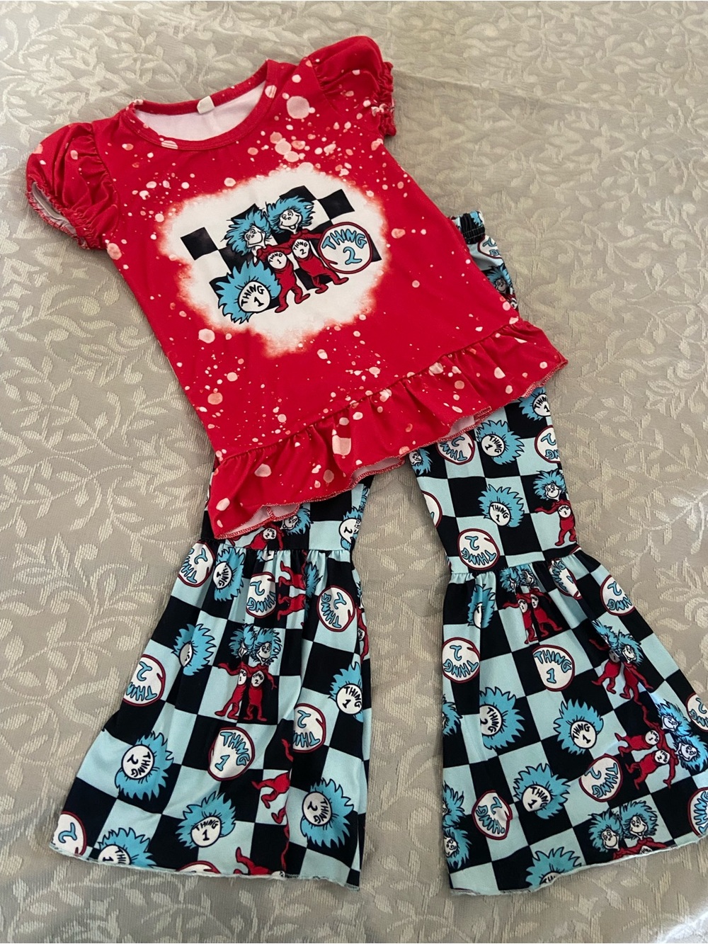 Girls' Red Two-Piece Matching Set with Character Print